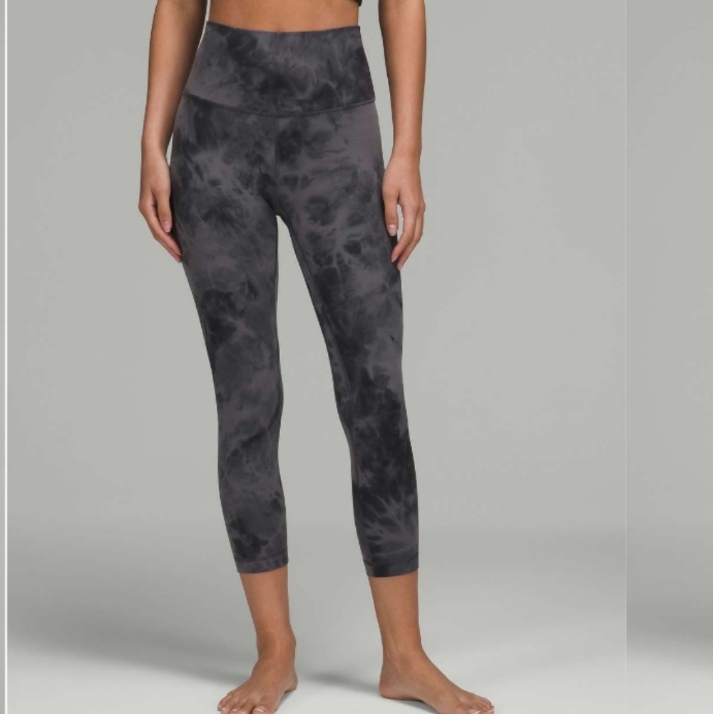 Lululemon Align High Rise Crop